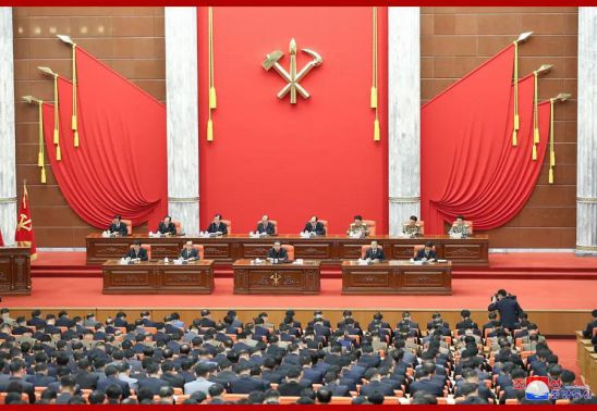 金正恩主持朝鲜政治局扩大会议,强调加强防疫工作是时刻不能放松警惕的最重要的任务