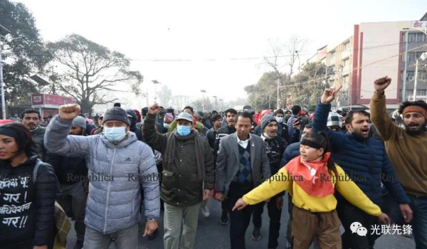 尼泊尔共产党普拉昌达派举行大罢工,以抗议奥利政府
