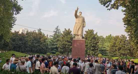 红潮已入千万家——郑州人民别开生面的纪念