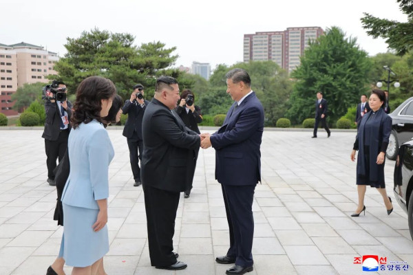 朝中社关于习近平总书记访朝图片新闻(集锦)