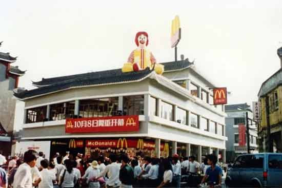 40年后,为什么说“天堂往左,深圳往右”?