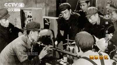 1950年的国庆招待会上，他被推举第一个给毛主席敬酒