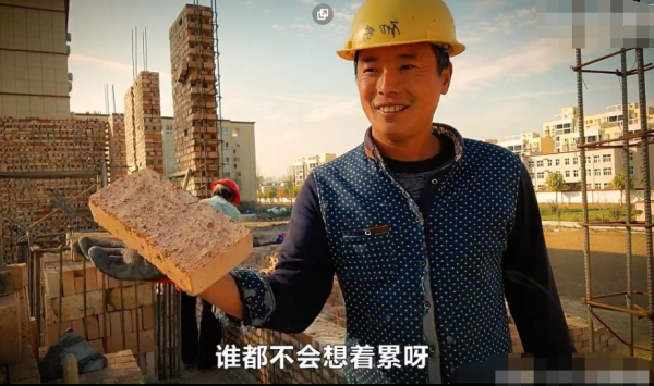 “这些同志的立足点还是在小资产阶级知识分子方面,或者换句文雅的话说,他们的灵魂深处还是一个小资产阶级知识分子的王国。”