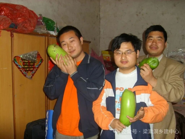 纪念管奇——不卑不亢的“有种”人