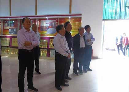 临淄西单村赴红色教育基地南街村考察学习