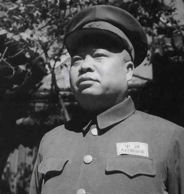 赖传珠:长期担任新四军参谋长的开国上将,负责授衔工作却主动要求评为中将,发现雷锋事迹并请毛主席题词