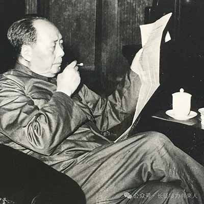 从“纸老虎”到“中间地带”再到“三个世界”，毛泽东的国际战略思想形成了一个完整的逻辑链条。“纸老虎”解决了“能不能打”的信心问题，“中间地带”解决了“跟谁打”的定位问题，“三个世界”解决了“联合谁、反对谁”的路线问题。这三个层次合在一起，构成了一套完整的“反霸战略学”