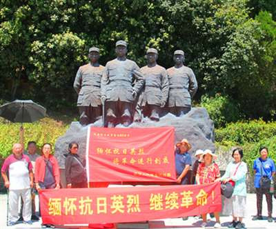 武汉人民纪念抗战胜利80周年,重走抗战路胜利结束!(图片新闻)