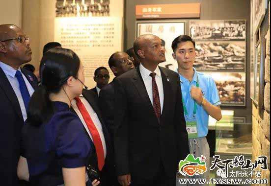 建党节，非洲多国总统特意来韶山探望毛主席，至今牢记毛主席恩情！