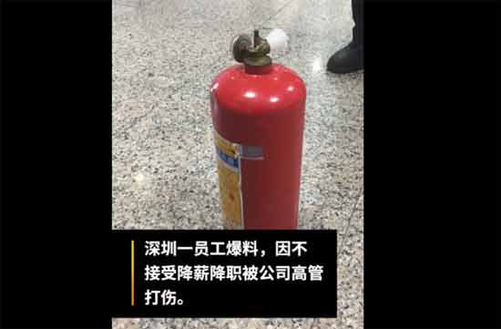 于是有人说,毛主席时代是工人的天堂。工人,在那个年代又叫做国家的主人,那个时候叫工人阶级,那个时候我们人民的领袖毛主席说:工人阶级必须领导一切。用现在的话说,就是我们打工人要领导一切——您相信我们曾经有过这样一个时代吗?