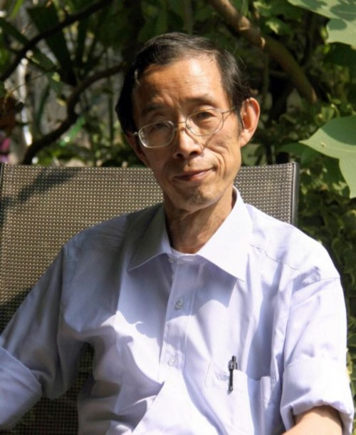 许多学者由于社会、历史的限制,并没有发现自己研究的社会性与共产主义事业的相关性,然而,在现代资本主义条件成熟的情况下,我们愈发的注意到,现代科学的发展愈发离不开各个领域的交叉,而版权、专利、学阀、造假等一切唯利润导向的现象变得愈发严厉,成为了阻碍各个学科发展的拦路虎,只有每个人全面的自由发展,我们的科学才能更进一步,才能真正实现全人类的解放。