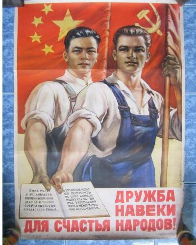 只要是阶级社会,就有阶级专政,阶级专政是阶级社会全部历史的一个基本特征,阶级专政贯穿全部阶级社会。正是在整个阶级存在历史的跨度上看无产阶级专政,才会明白,无产阶级专政本身并不稀奇,因为之前的统治阶级都专政过了。我们之所以在阶级斗争和无产阶级专政这两个点中得出或然的结论,那是因为把无产阶级专政看成了特殊的现象而已,他们忘了无产阶级专政也同历史上所有的阶级专政一样,都是统治阶级的专政。