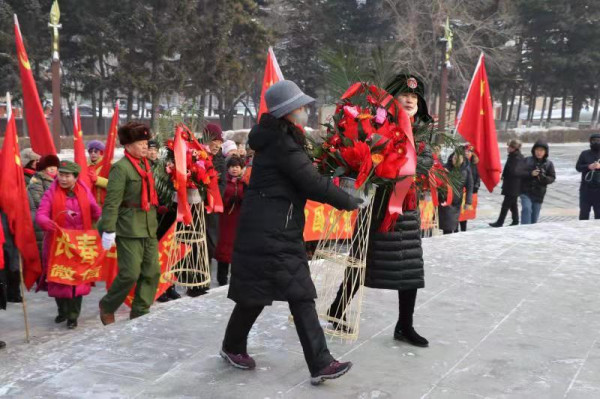 长春人民纪念伟大领袖毛主席诞辰126周年（1）