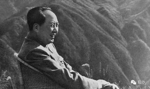 伟人说过:让他们封锁吧,封锁个十年八年,中国的所有问题都解决了!