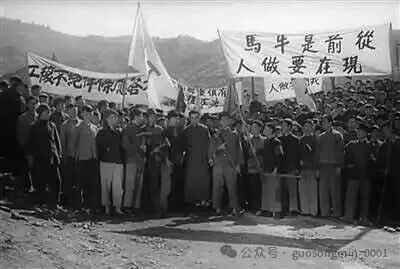现实当中，牛马的觉醒水平，早就超越了刘奔、马杰。他们宁愿躺平，也不愿做焦大，因为他们知道，焦大获得的奖赏，不过是一嘴马粪而已。