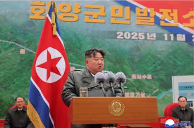 金正恩在淮阳军民发电站竣工典礼上的讲话