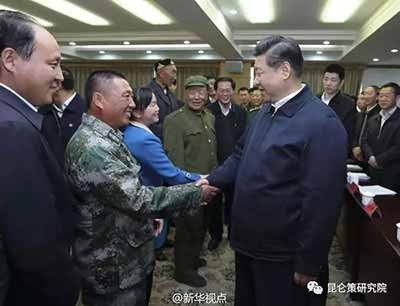 新疆的社会稳定是要靠最广大热爱毛主席，拥护共产党的善良的各族人民，我们要赢得新疆各族人民的信任与拥护，就要真正发挥好党的民族政策的威力，用心去维护最广大的贫苦老百姓，各族人民的利益。