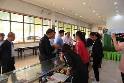临淄西单村赴红色教育基地南街村考察学习