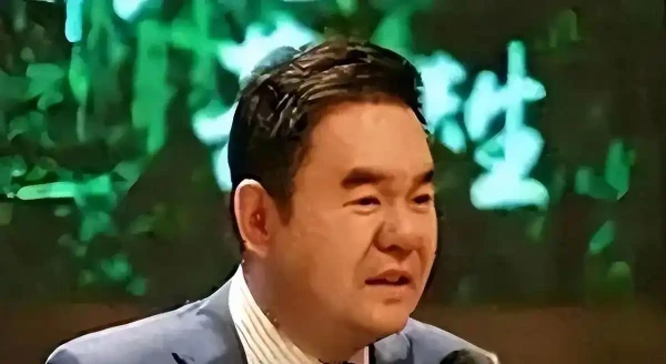 第二个许家印！又一首富栽了！世界500强全靠造假，千亿帝国清零