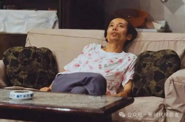 不知从何时起，我们的审美被一套单一、病态、脱离生活、背离人性的标准彻底绑架。