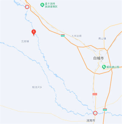 从村民私搭浮桥看：是要把群众组织起来，焕发出无穷的力量；还是把群众搞成一盘散沙，最后公共事务要么等着公权力来完成，要么等着以盈利为目的的私人甚至大资本来完成。