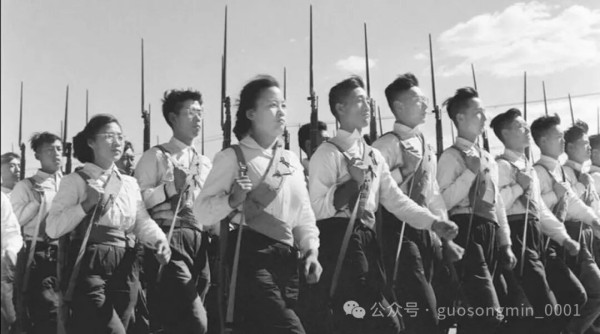 如何让每一个原子化的个体找到真正属于他的、有尊严的归属感?