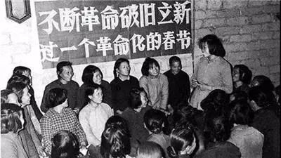 这个春节,记得给毛主席拜年!
