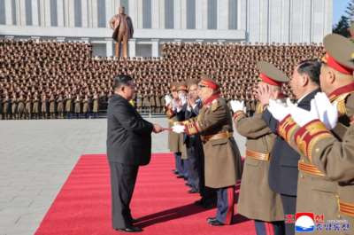 金正恩访问国家保卫省祝贺国家安全保卫机关成立８０周年