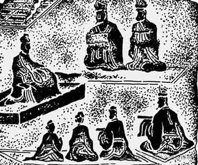 我们跪的人，要值得我们以这样一种最高的敬意形式去纪念他们。