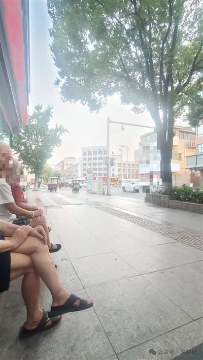 无穷的远方，无数打工的人们，都和我有关……