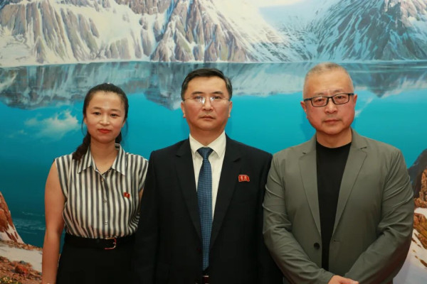 金正恩同志被推举为朝鲜民主主义人民共和国国务委员长10周年庆祝活动掠影