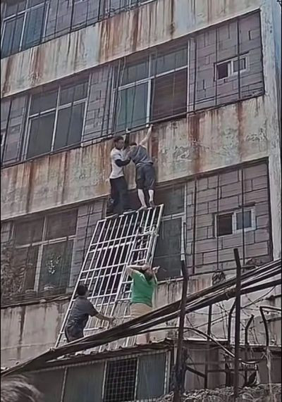 晋江鞋厂火灾是资本积累规律的结构性产物：在全球价值链低端锁定与经济周期下行的双重挤压下，中小制造业企业通过灵活用工、占用非正规空间等手段，系统性外部化劳动力再生产成本与压缩不变资本以维持剩余价值率。地方监管部门则在增长绩效与安全底线之间摇摆，“以罚代管”，屈从于资本积累逻辑。唯有在公有制下重新赋予无产阶级实质性的经济民主与政治民主，使其成为企业管理的主体并介入全球劳动治理，才能打破这一结构性困局。