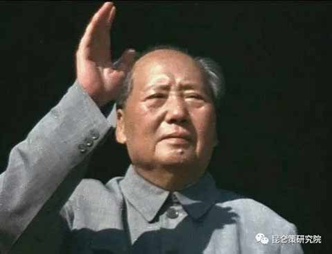 让我们重温上世纪六十年代毛泽东主席支持美国黑人抗暴斗争的声明，认清本质，坚定决心，鼓舞斗志，行动起来，给予美国人民反抗种族歧视的正义斗争以强大的声援！