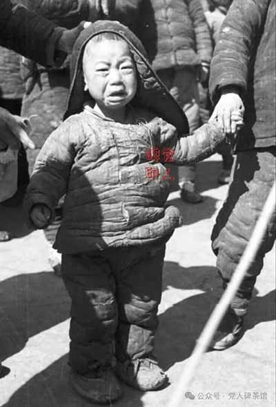 开学啦！日伪炮楼下的抗日小学