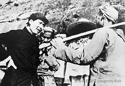 建立农民历史贡献养老权益补偿机制，既是对毛泽东农民问题观点的制度践行，是马克思主义劳动价值论、工农联盟理论、共同富裕思想的落地实践，更是破解城乡养老不公、推进乡村振兴与共同富裕的关键举措。