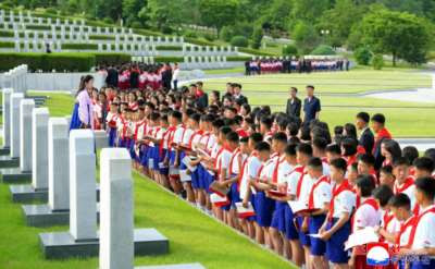 朝鲜少年团成立80周年专题新闻6则（图文）