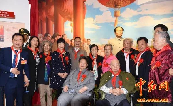 毛小青亲自给湘籍新生讲课,学习毛主席已然成为新潮流啦!
