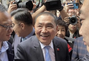 Ksliu:侯友宜寻求一条“极端之间的台湾之路”