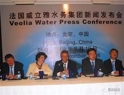 涉及国计民生的行业都要牢牢掌握在自己手中,绝对不能受制于人,否则将来一定后悔莫及。
