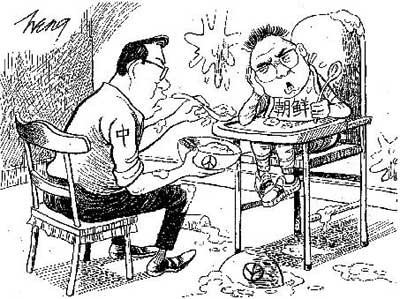 在朝鲜拥有了核武技术和导弹技术之后，继续长期的制裁，就有可能迫使朝鲜为了摆脱贫困，通过出售核技术和导弹技术来换取外汇，这对国际社会将会是更大的安全威胁。为了让朝鲜半岛成为无核区而进行的对朝制裁，却可能面临让全世界到处都出现核武的危险，这就不但是得不偿失，而且是与签署《不扩散核武器条约》以及制裁朝鲜的初衷背道而驰了。