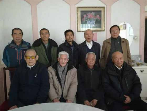 北京老干部学习六中全会精神，关心支持周秀云家属