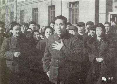 李克勤|文艺战士对六五式军服情有独钟:毛主席带的队伍是不是真善美的标杆?