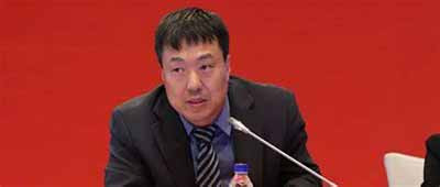 美国统治集团经过40多年不断触摸中国政府的底线，已经充分认清了中国是一只纸老虎，认准了中国官员贪腐不得人心的软肋，畏战乞和;中国在世界上已经不再是独立自主的一极，可以玩弄;中国所谓外向型经济，也不再独立自主可持续，没有了美国就活不下去。所以，美国有足够信心打垮中国，把中国彻底殖民化，撅取更多利益。