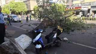 在这个时代里，新穷人、新工人的政治将是历史变动的重要力量。