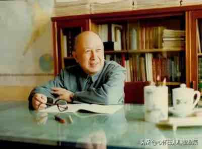钱学森谈“摸石头”