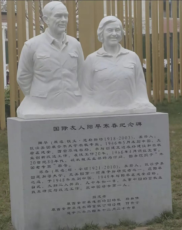 我们留给孩子的，不应该只是一个社会经济指标飞速跃升的国家，还应该是一个劳动者能挺直腰杆站着的国家。这才是先烈初心，这才是合法性基础。