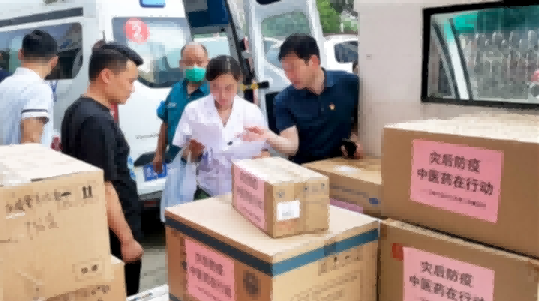 河南中医防汛救灾医疗队奔赴卫辉