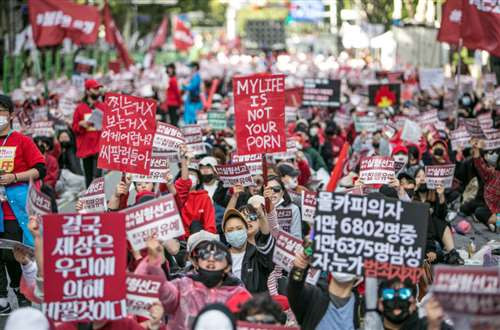 韩国大选启示录:挨打不立正,江山拱手送