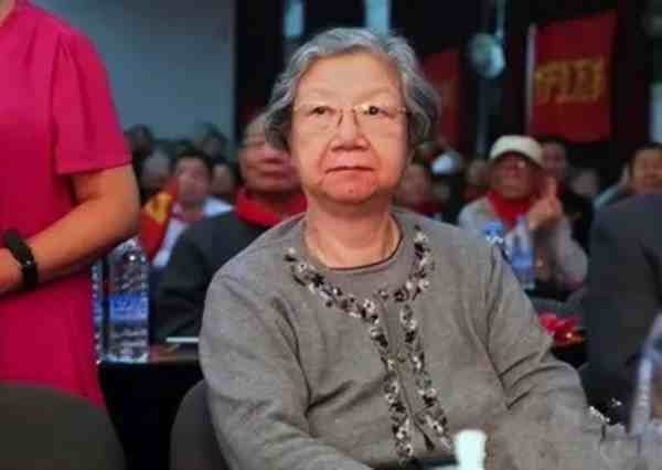 刘思齐回忆:毛岸英赴战场前特意交代了四件事,牺牲后才明白寓意