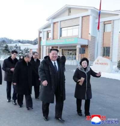 温堡劳动者休养所竣工典礼举行